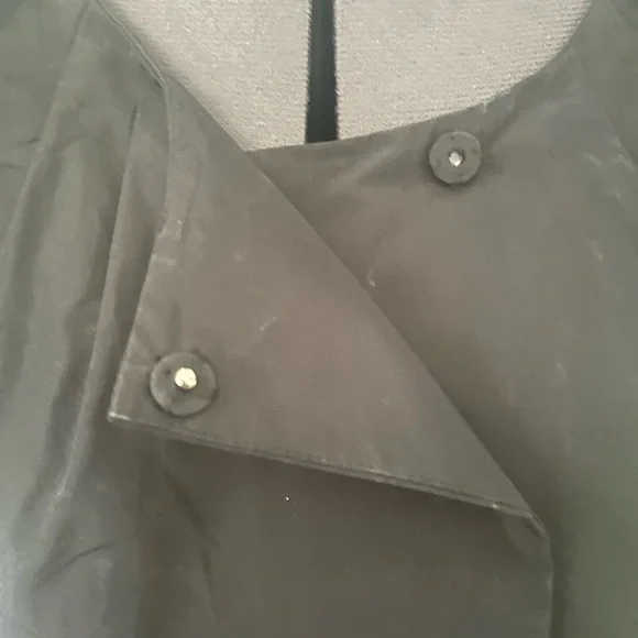 BCBG cropped dressy jacket with feathered sleeves - Picture 4 of 8